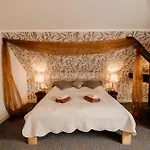 بيت ضيافة Zbirozsky Dvur Zbiroh